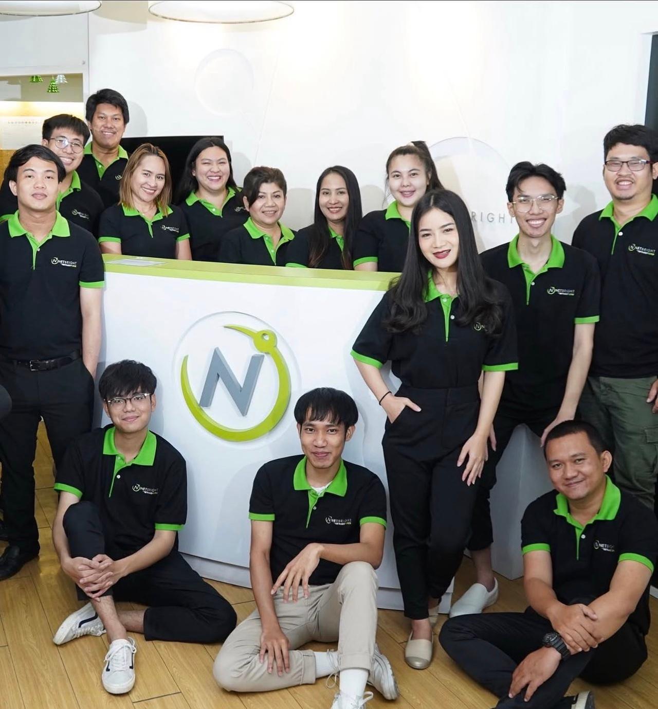 ทีมงาน Net Bright ที่สำนักงานกรุงเทพฯ